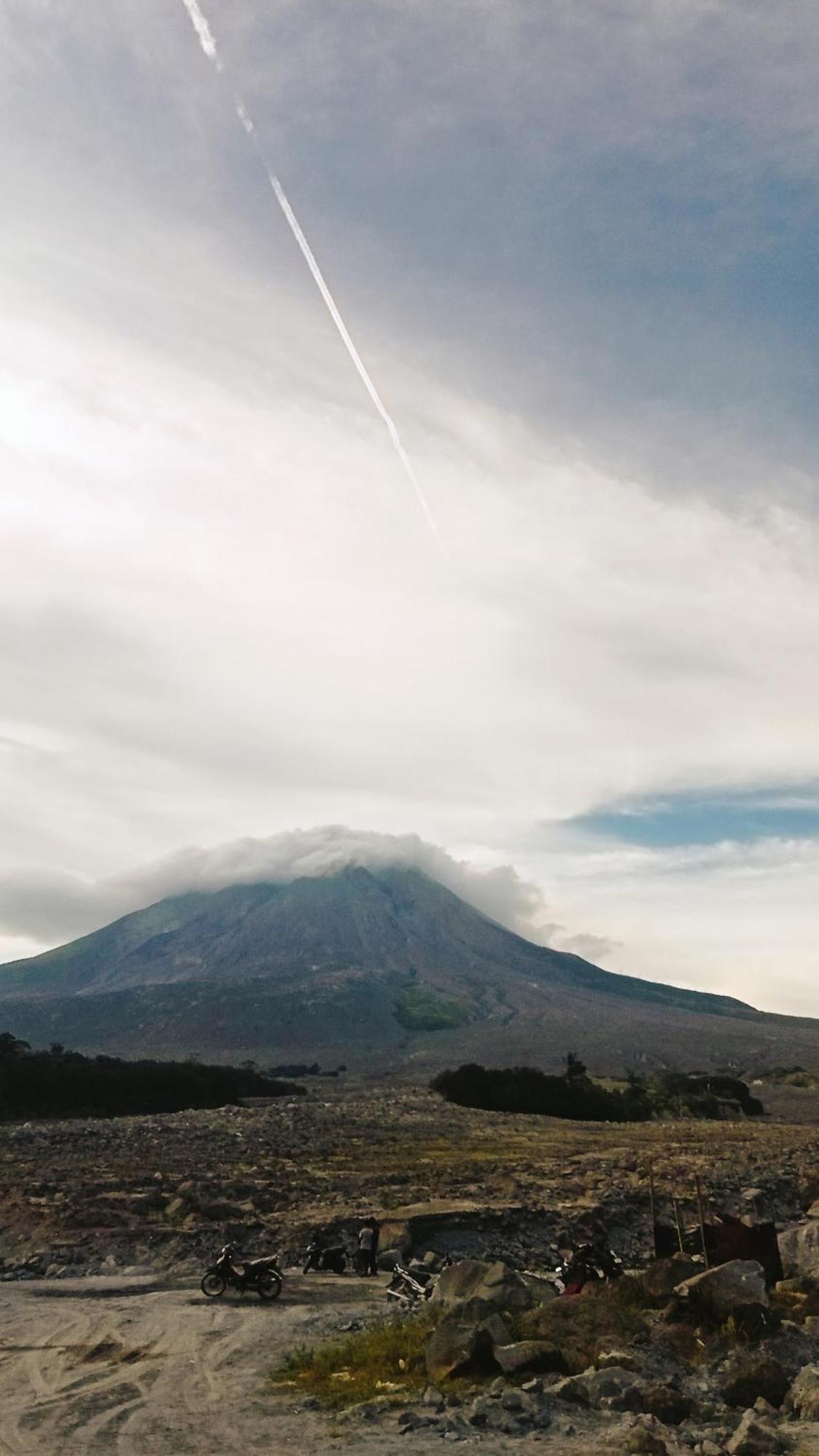 Bungalow Karo Hill Berastagi Exterior foto